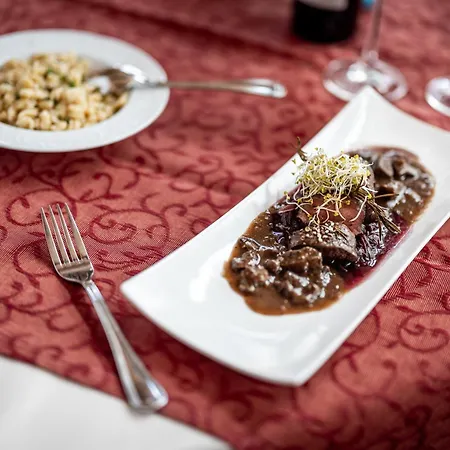 Engel Ξενοδοχείο