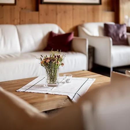 Engel Hotel 3*