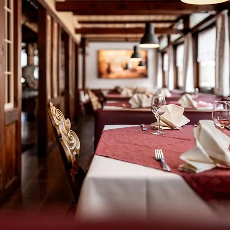 Engel Ξενοδοχείο